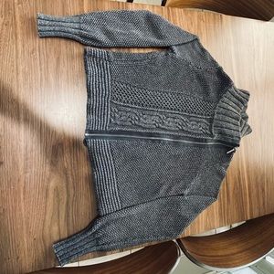 Super cute. DKNY gray knit sweater!